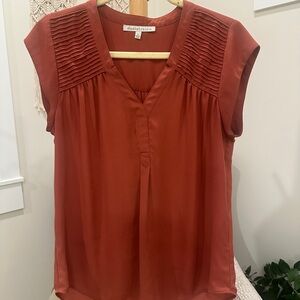 Daniel Rainn Rust Pintuck Cap Sleeve Blouse Medium